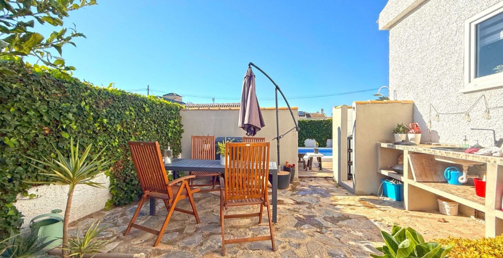 Återförsäljning - Villa - Torrevieja - La Siesta - El Salado -  Torreta