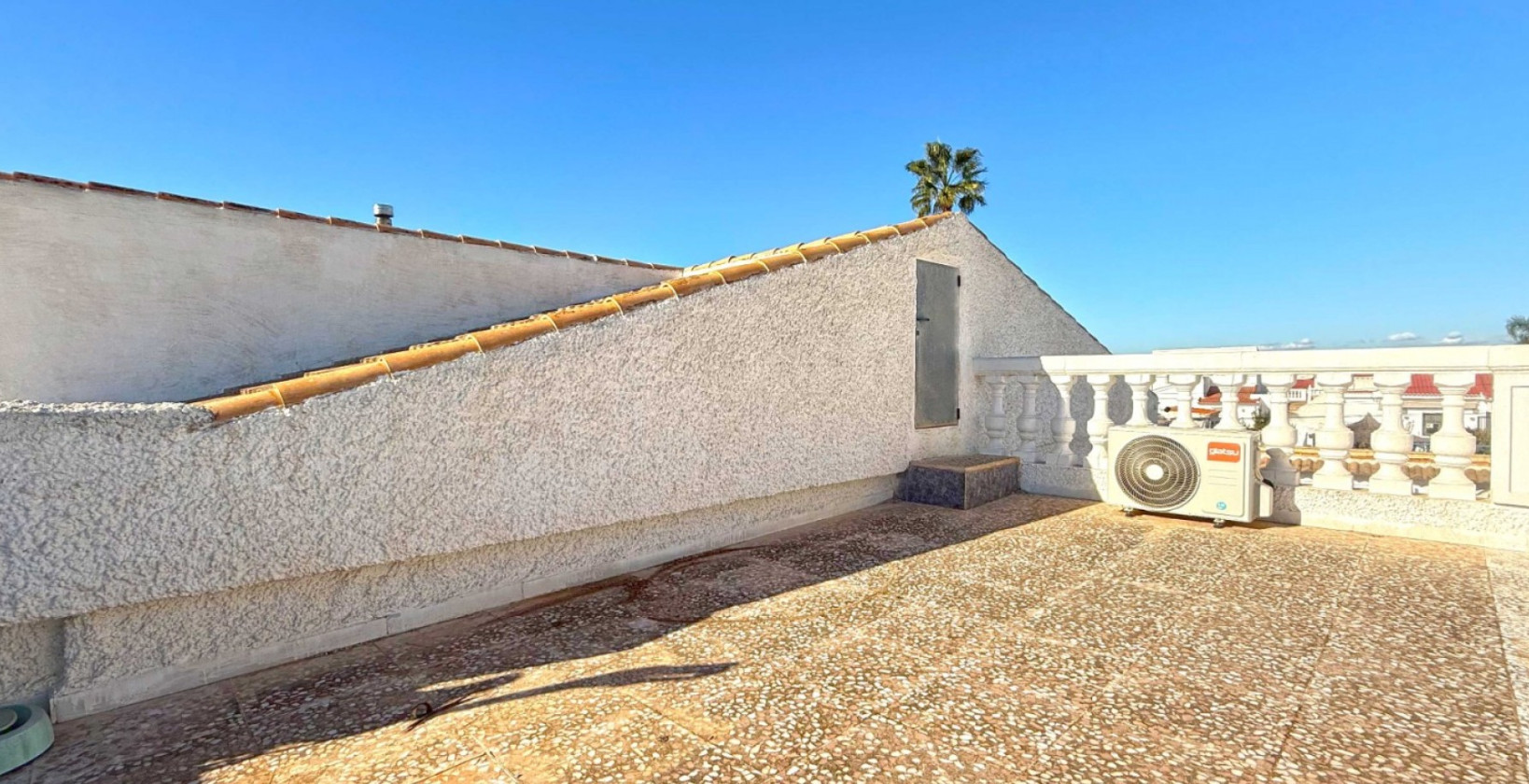 Återförsäljning - Villa - Torrevieja - La Siesta - El Salado -  Torreta