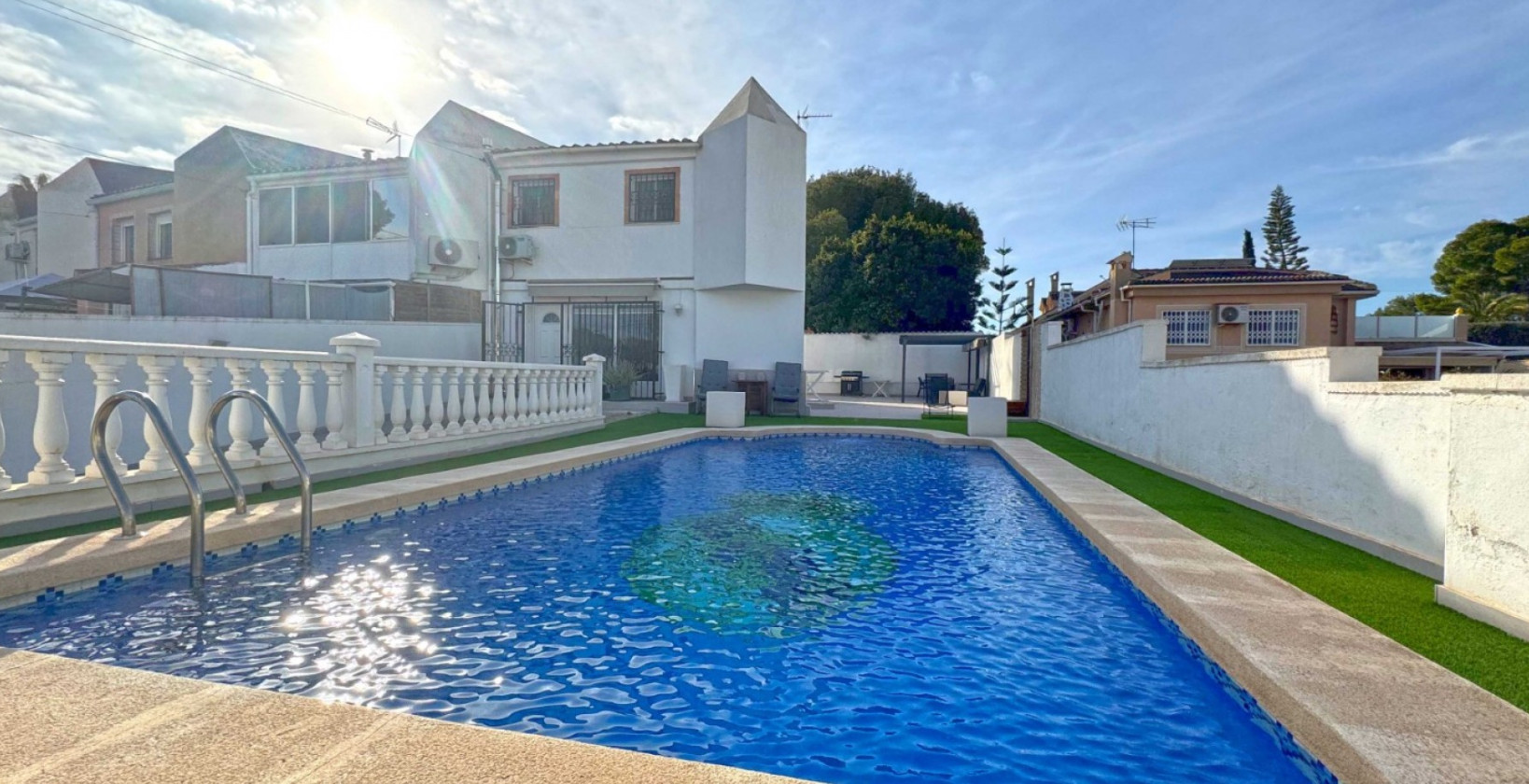 Återförsäljning - Semi Detached Villa - Torrevieja - Los Balcones - Los Altos del Edén