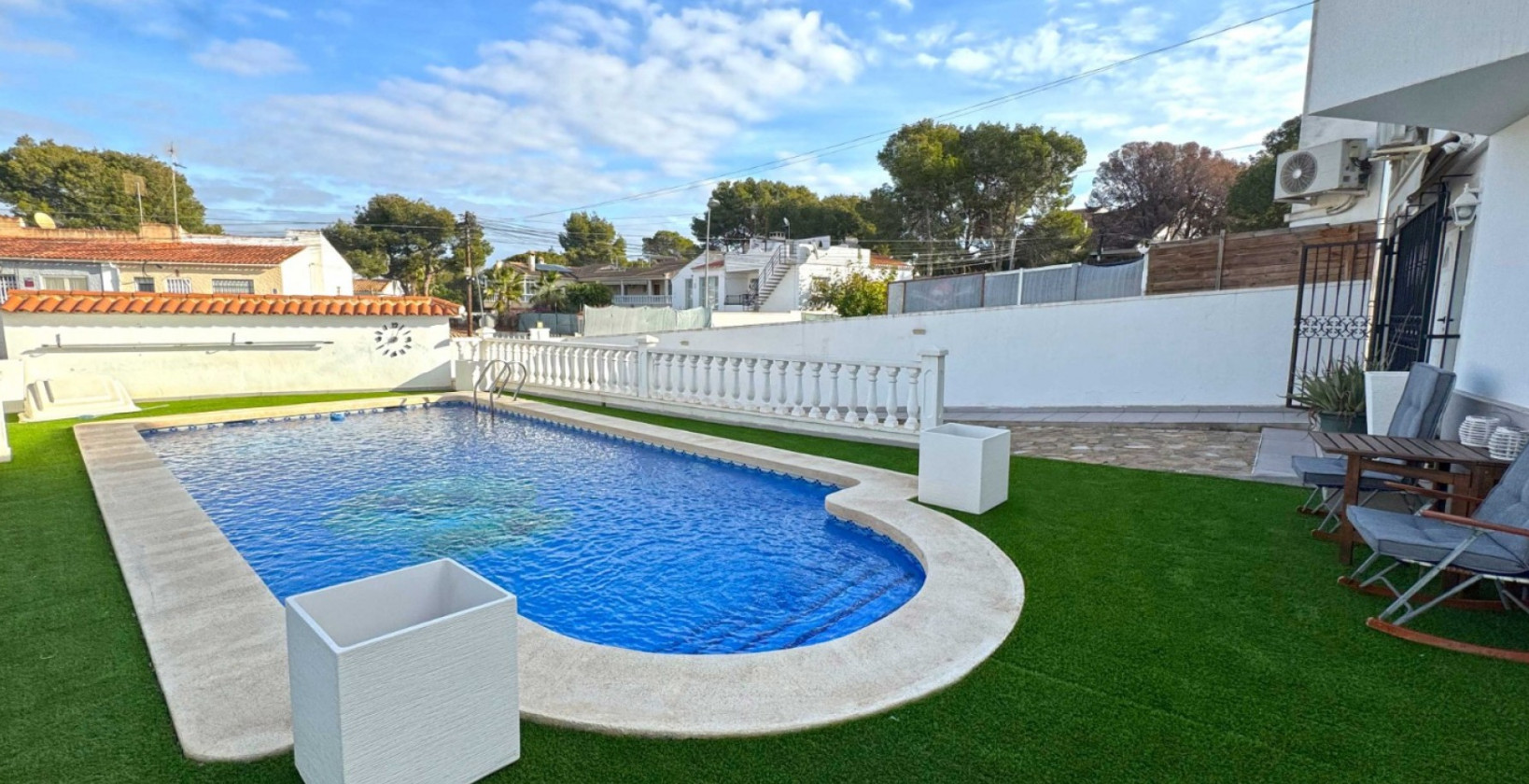 Återförsäljning - Semi Detached Villa - Torrevieja - Los Balcones - Los Altos del Edén