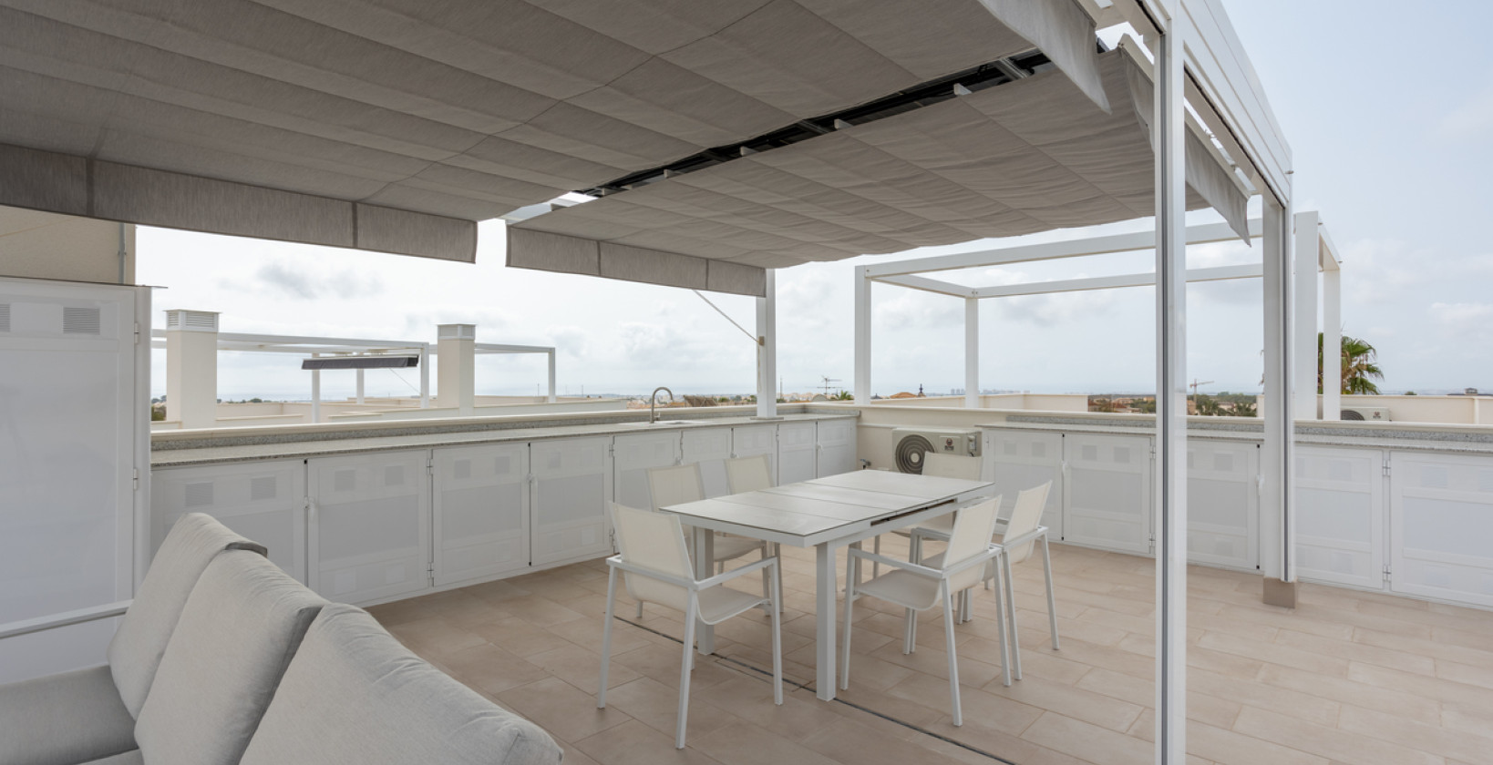 Återförsäljning - Lägenhet / lägenhet - Villamartín - Villamartin