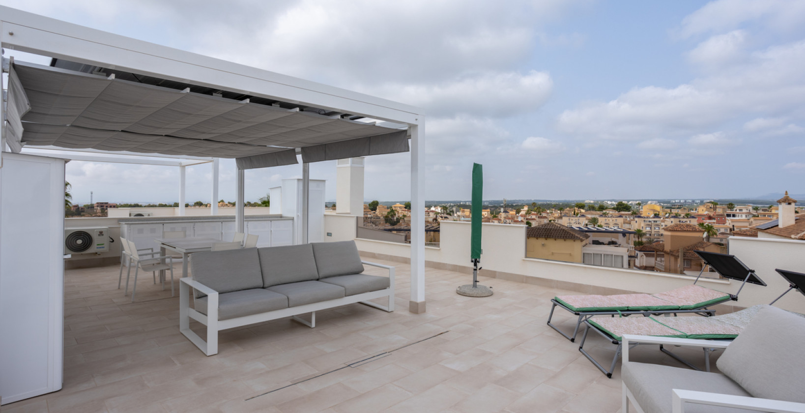 Återförsäljning - Lägenhet / lägenhet - Villamartín - Villamartin