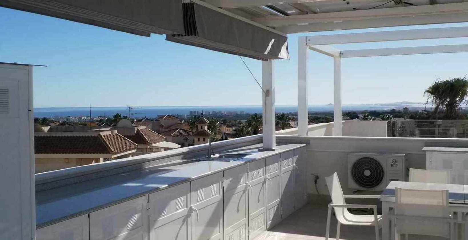 Återförsäljning - Lägenhet / lägenhet - Villamartín - Villamartin