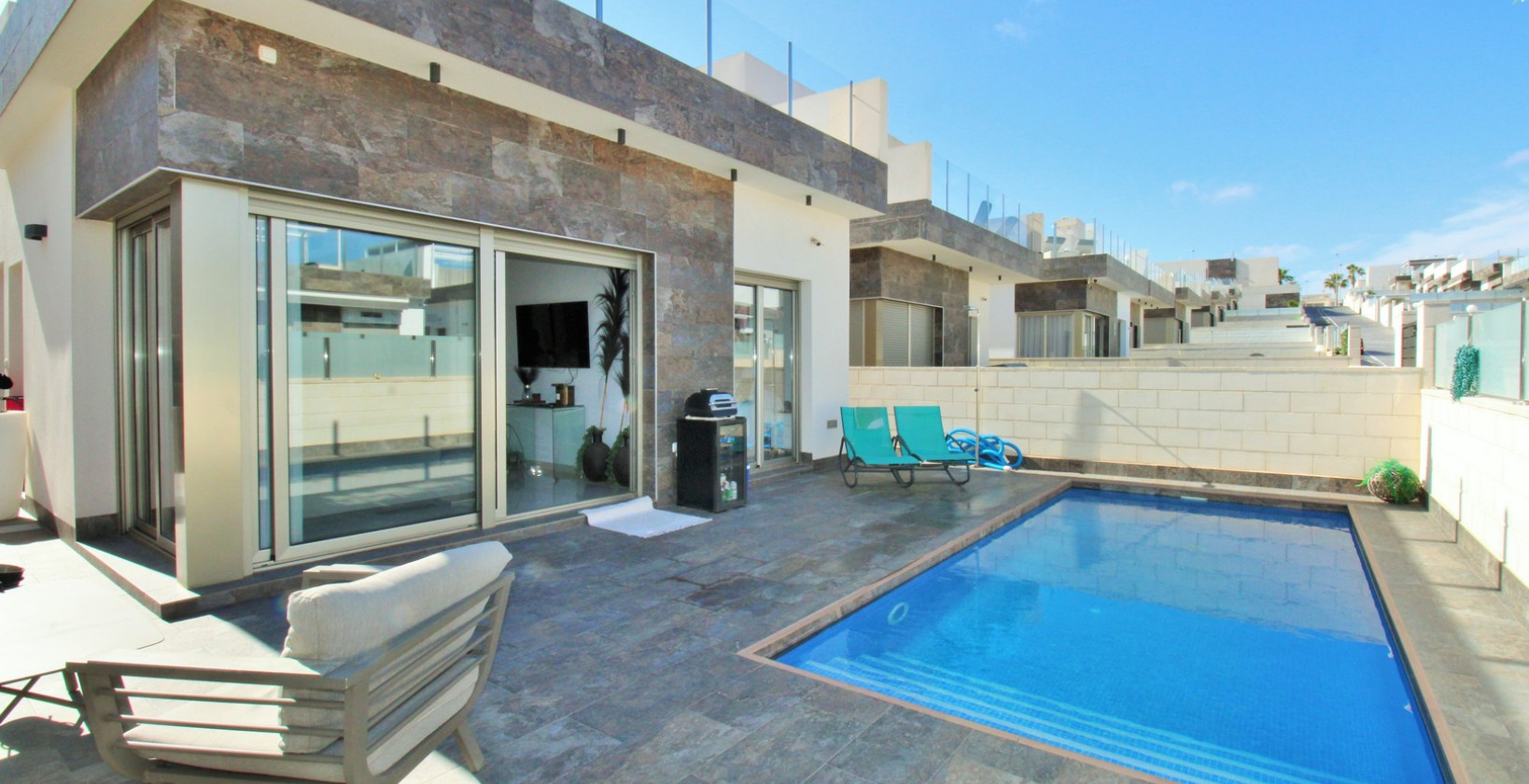 Bruktbolig - Villa - Villamartín - Villamartin