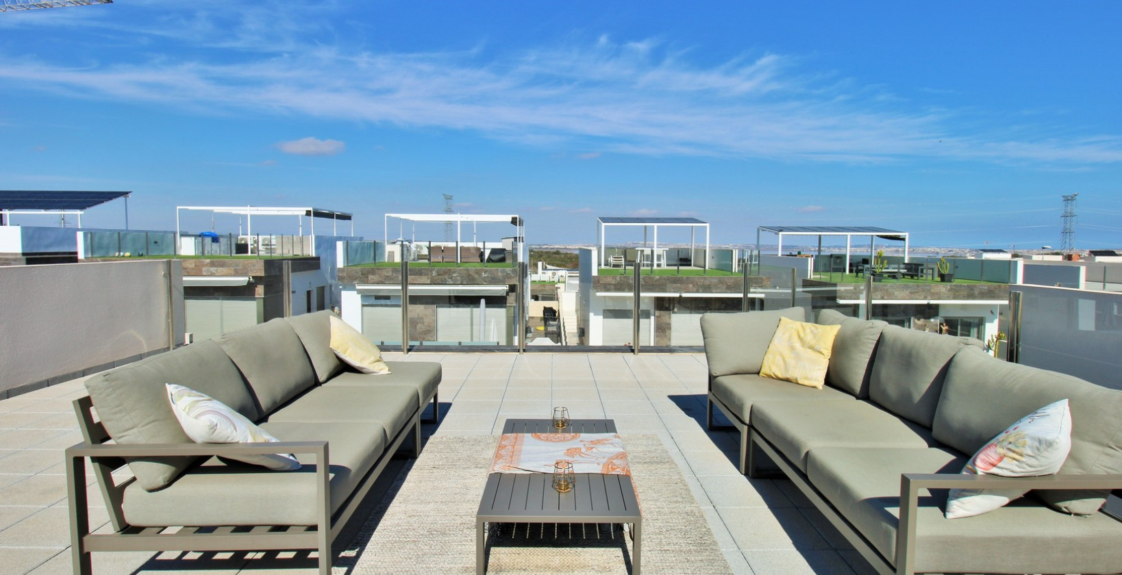 Bruktbolig - Villa - Villamartín - Villamartin