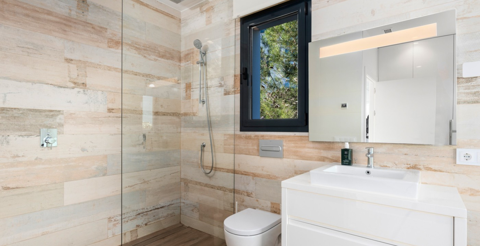 Resale - Villa - Las Colinas Golf Resort - Las Colinas golf