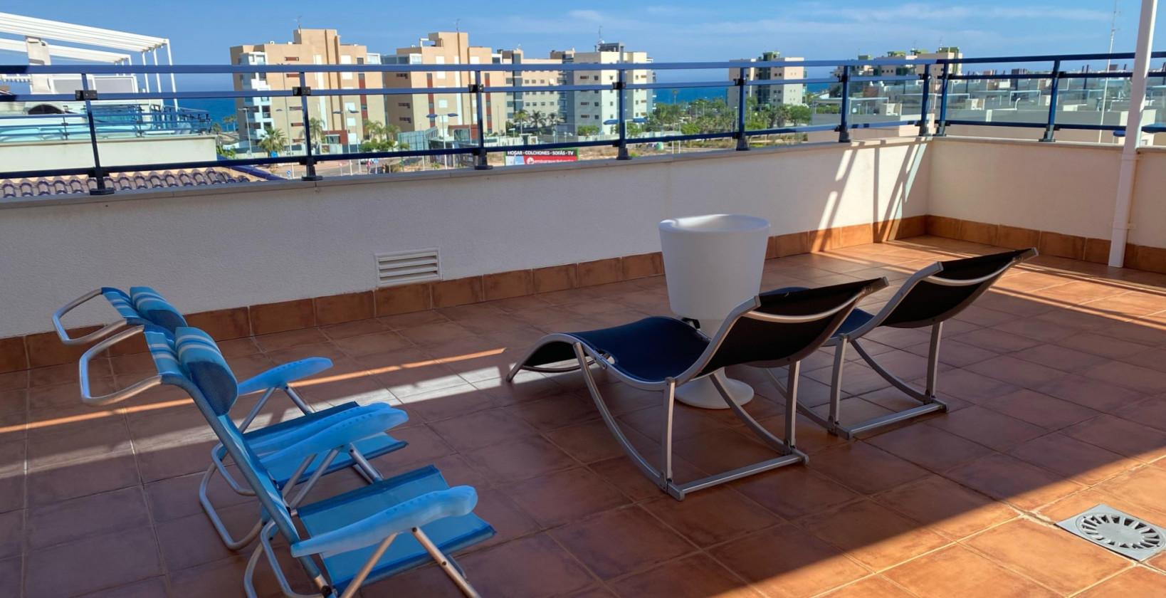 Återförsäljning - Lägenhet / lägenhet - Mil Palmeras