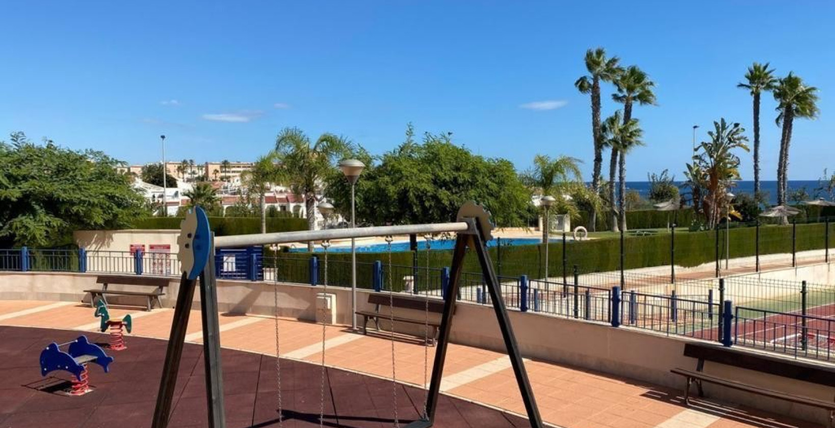 Återförsäljning - Lägenhet / lägenhet - Mil Palmeras