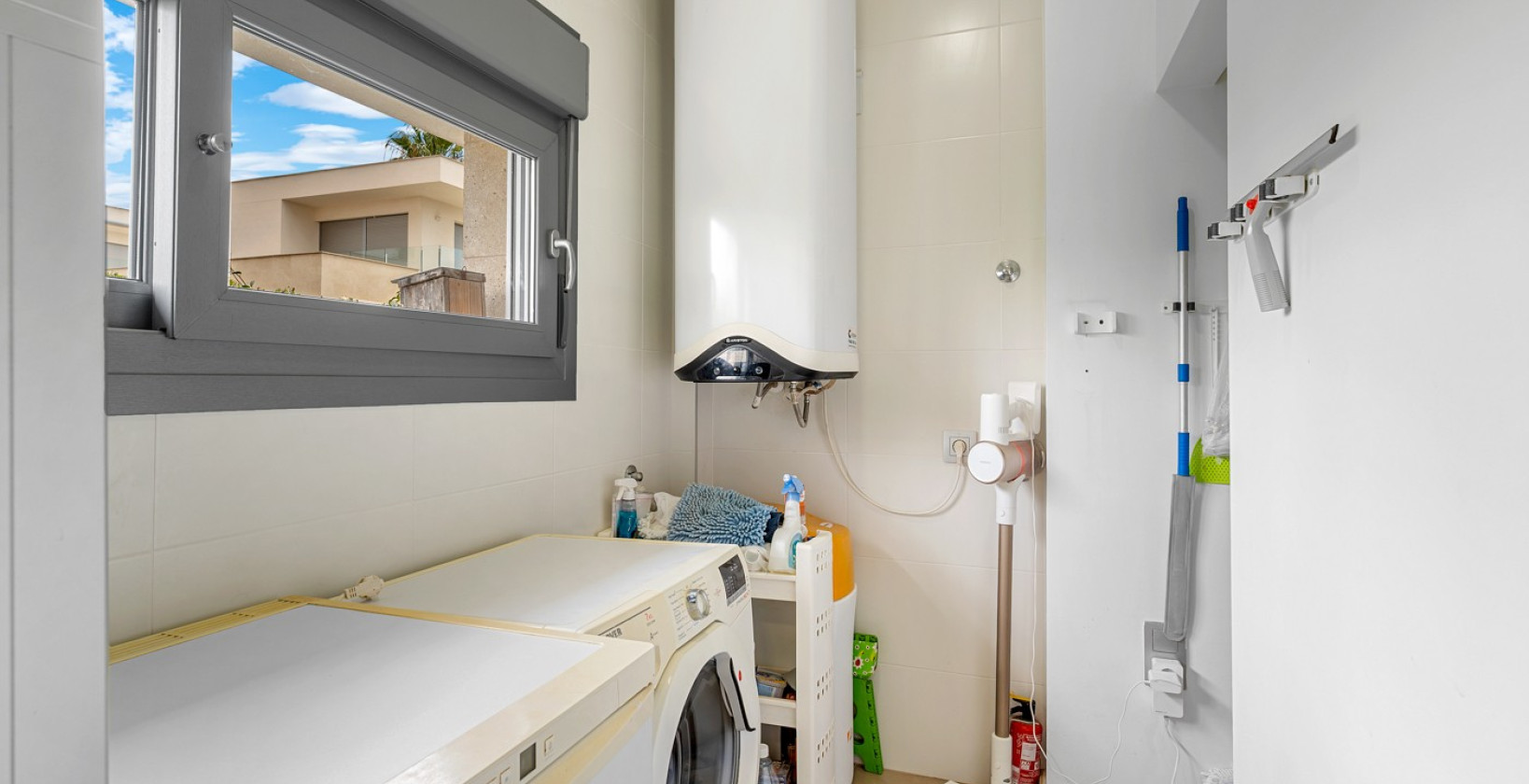 Resale - Villa - Orihuela Costa - Vistabella Golf