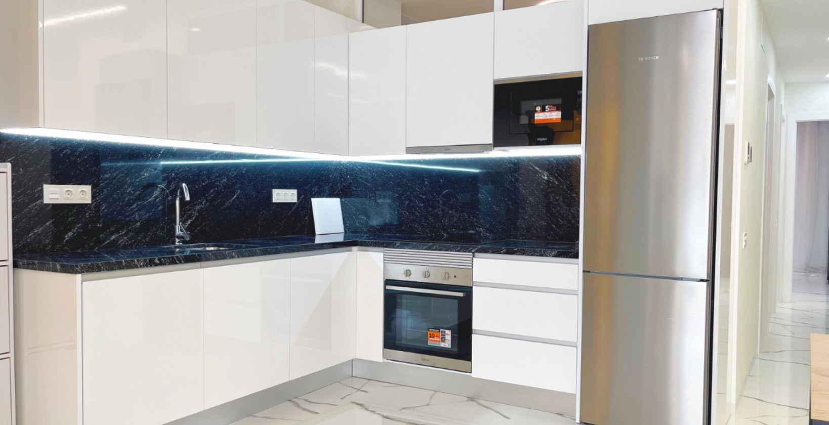 Resale - Apartment / flat - Torrevieja - Playa del Cura