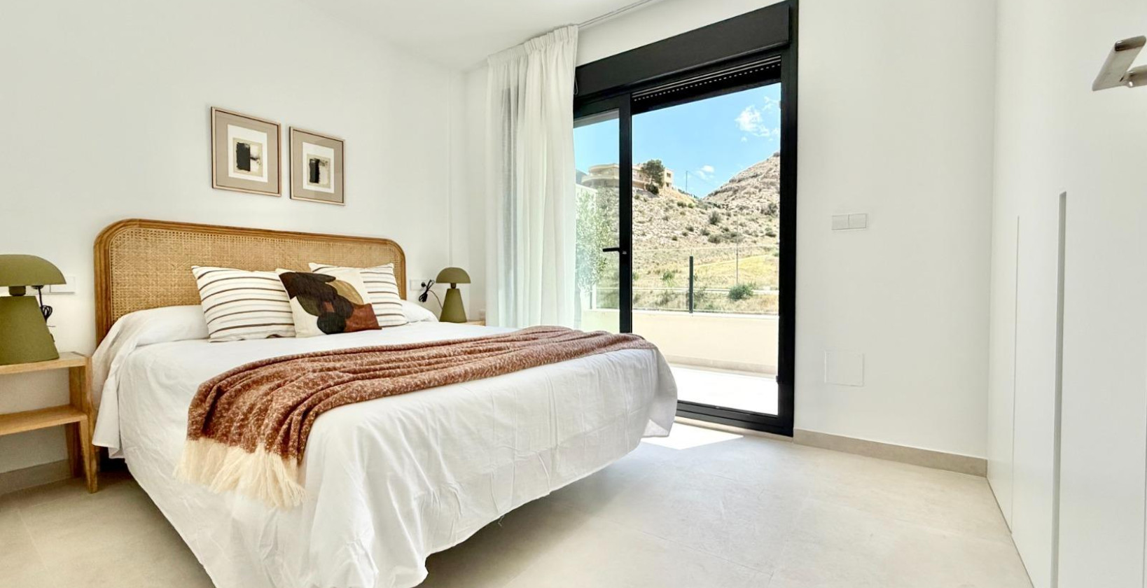 New Build - Townhouse - Cox - Sin Zona