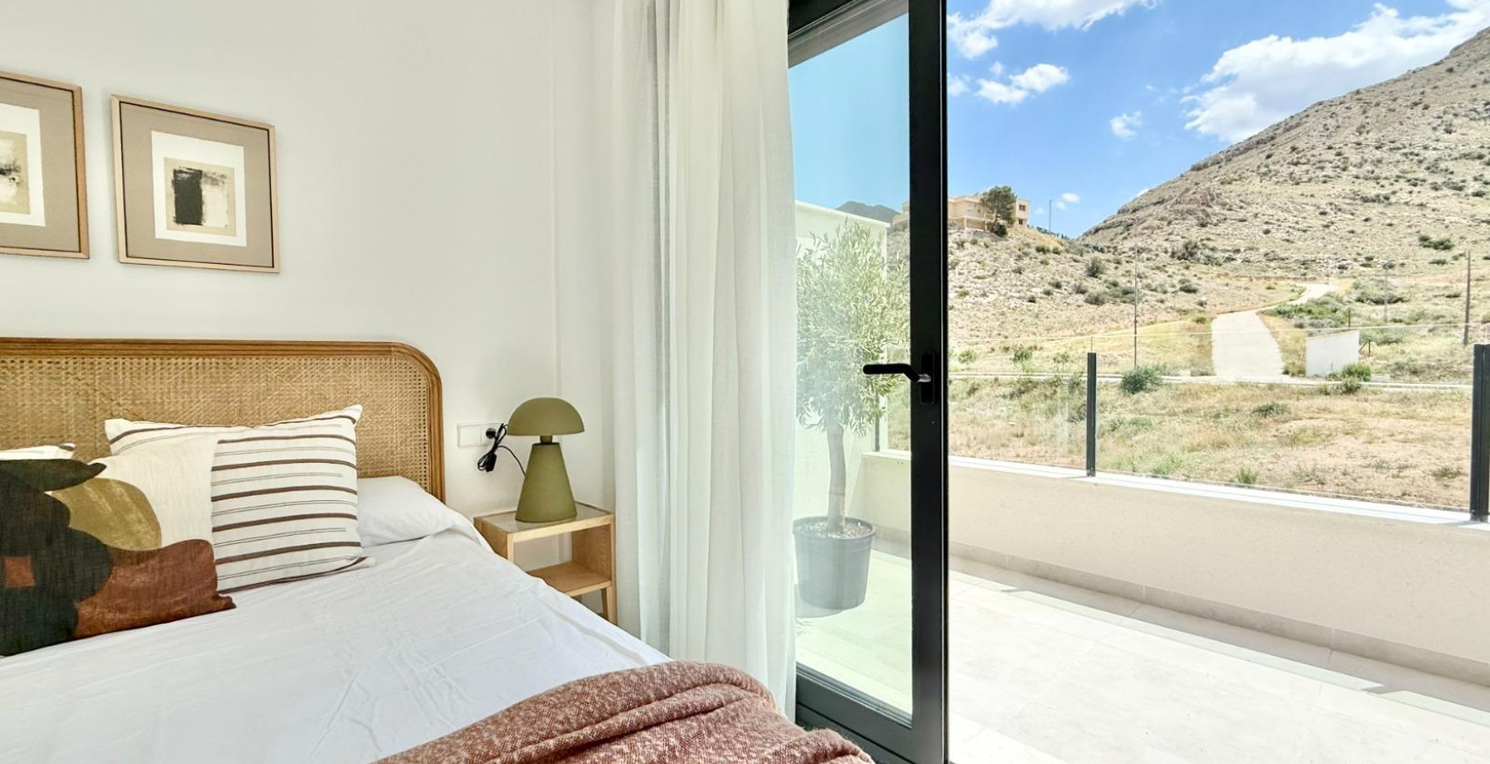 New Build - Townhouse - Cox - Sin Zona