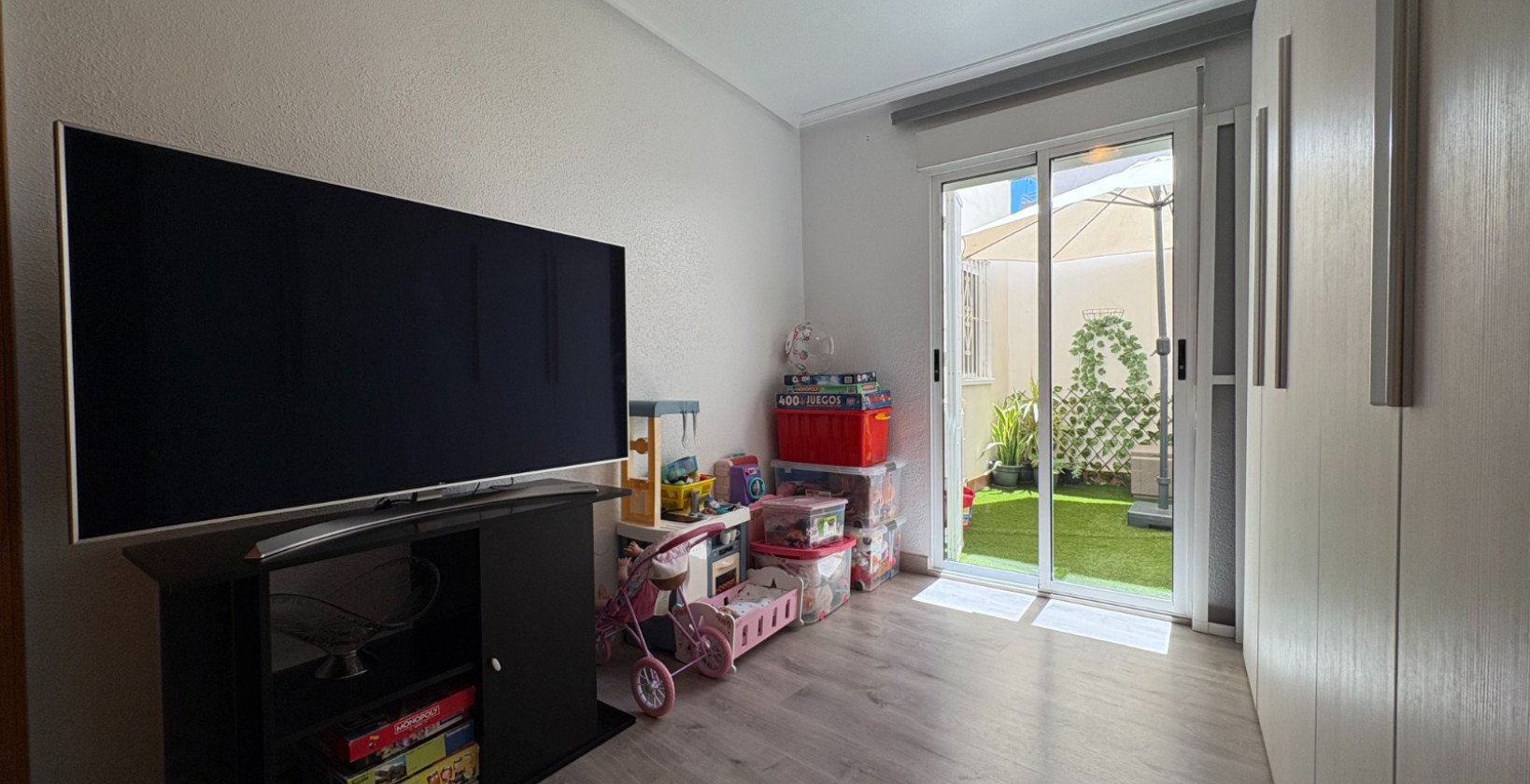 Resale - Apartment / flat - Torrevieja - Centro