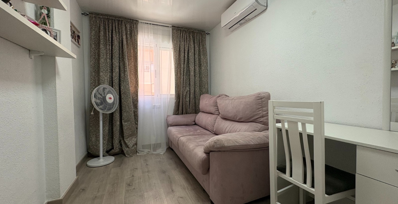 Resale - Apartment / flat - Torrevieja - Centro