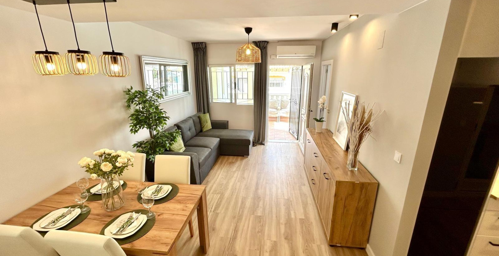 Resale - Apartment / flat - Orihuela Costa - Urbanización Perla del Mar