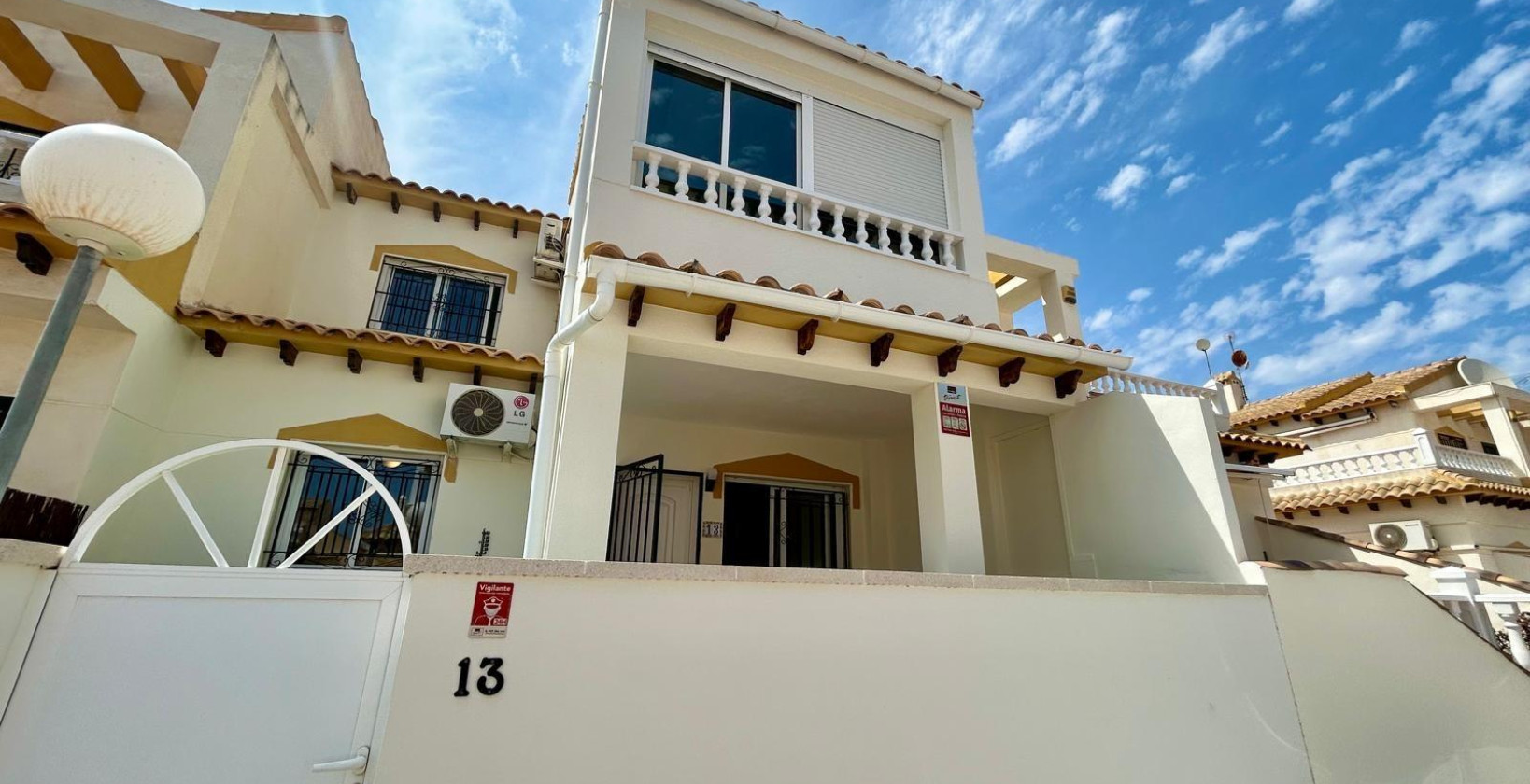 Resale - Apartment / flat - Orihuela Costa - Urbanización Perla del Mar