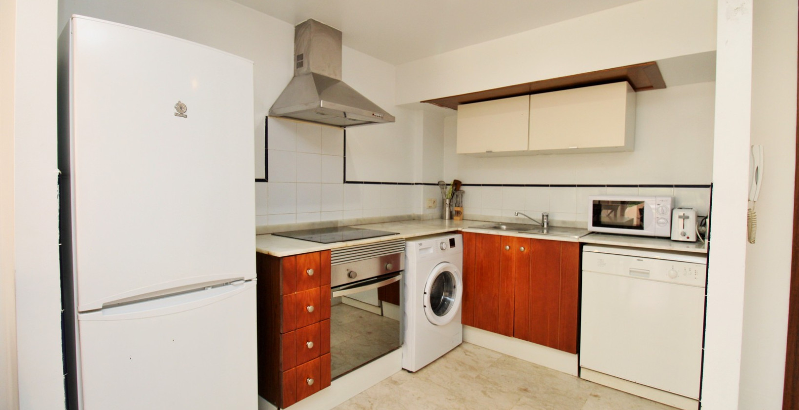 Resale - Apartment / flat - Torrevieja - Punta Prima