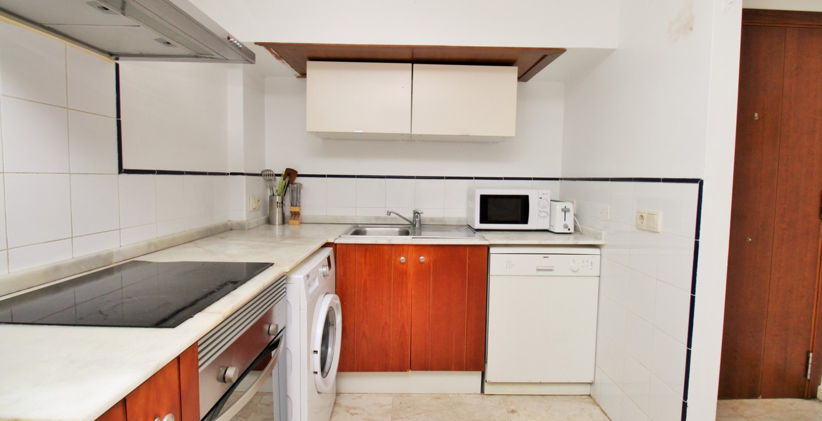 Resale - Apartment / flat - Torrevieja - Punta Prima