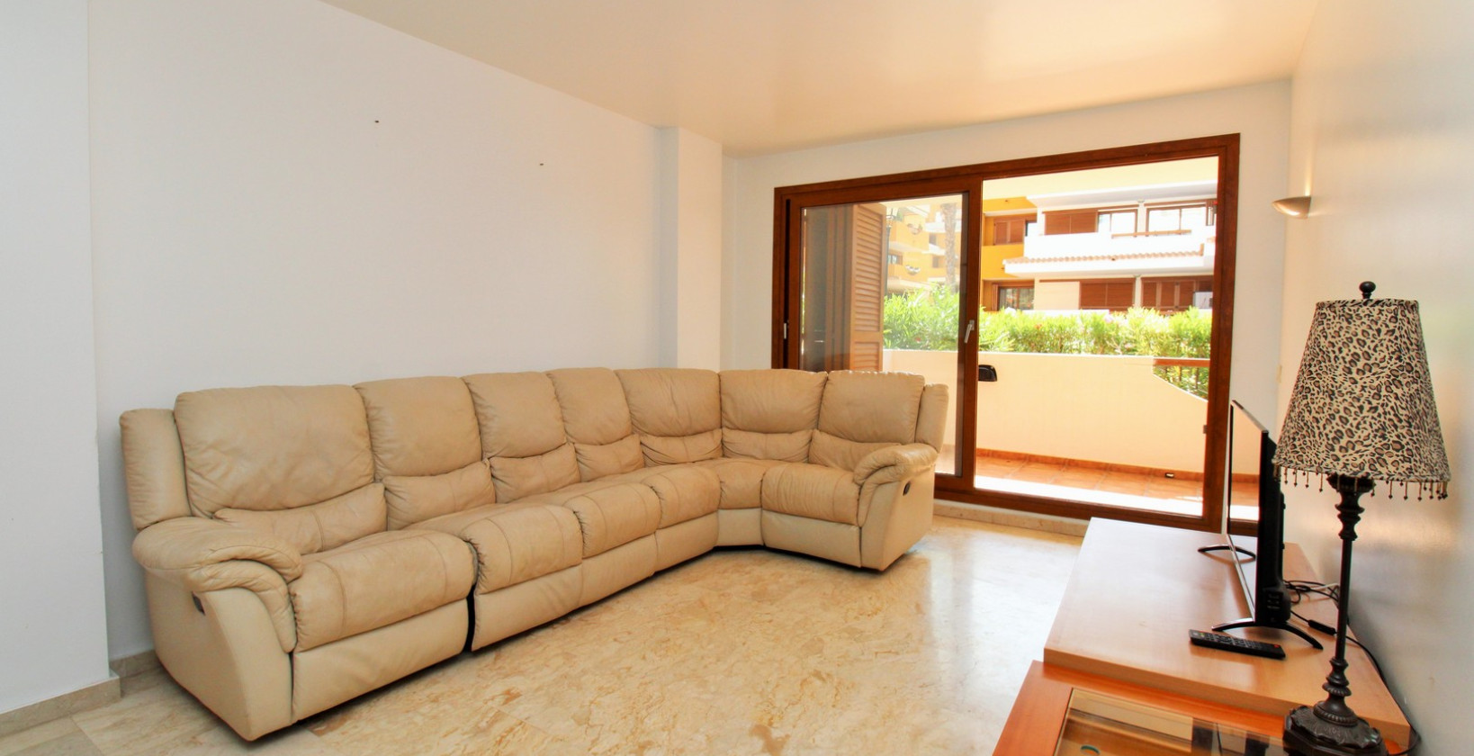Resale - Apartment / flat - Torrevieja - Punta Prima