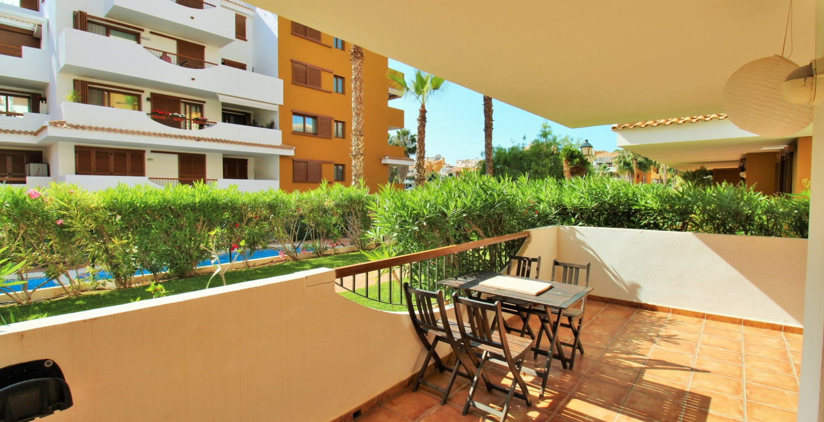 Resale - Apartment / flat - Torrevieja - Punta Prima