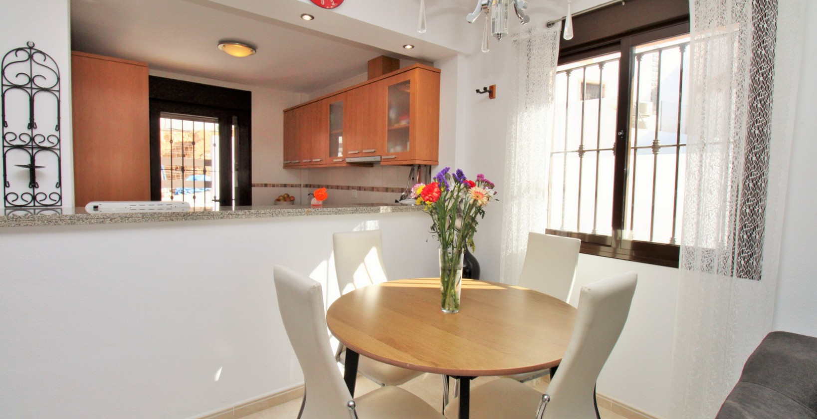 Resale - Villa - Villamartín - PAU 8