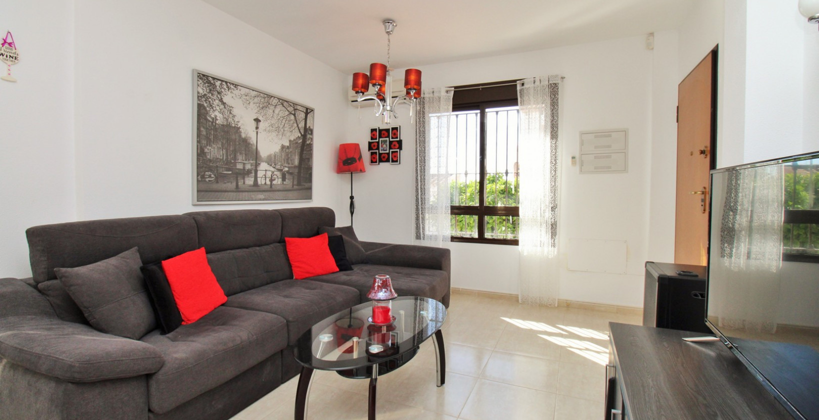 Resale - Villa - Villamartín - PAU 8