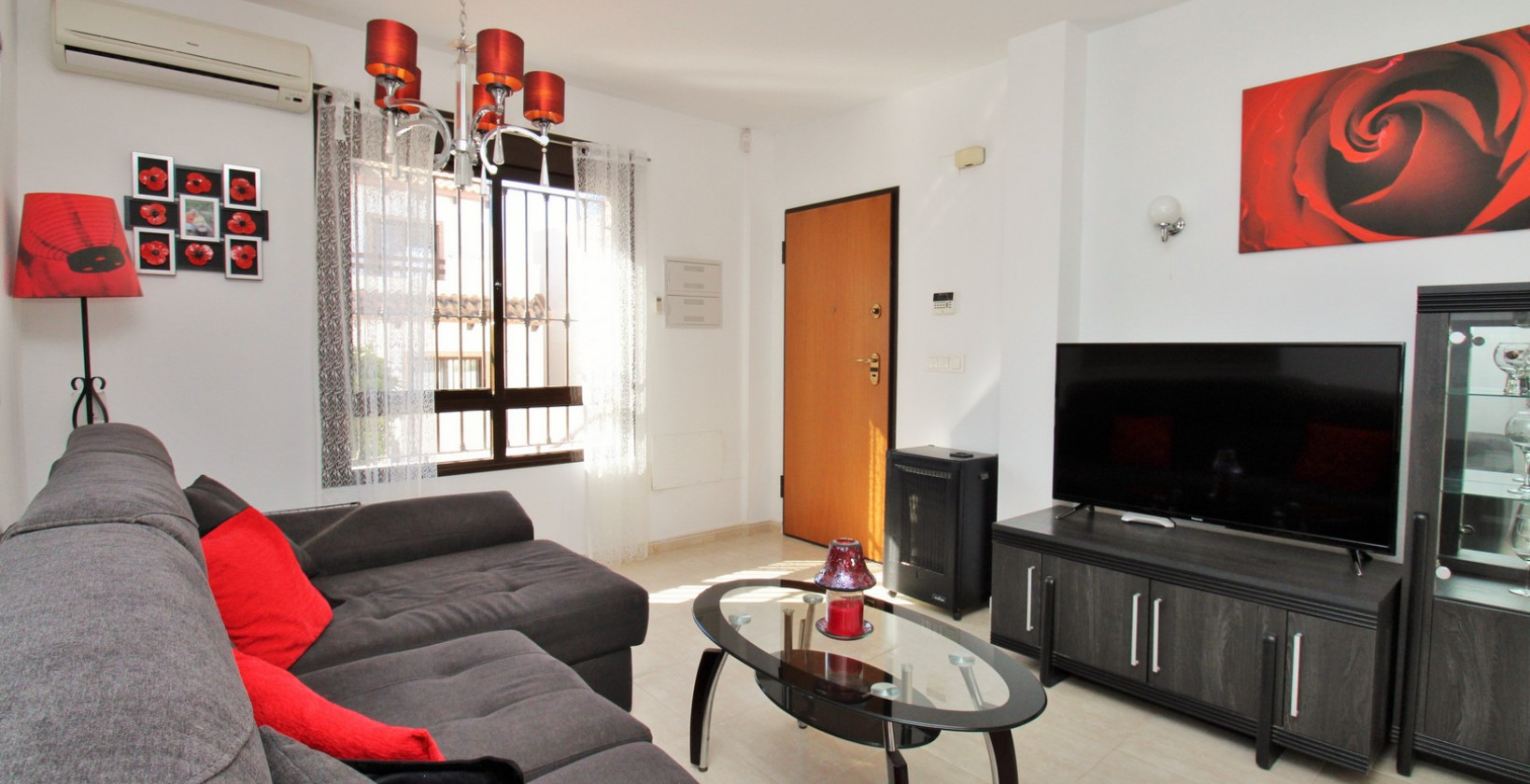 Resale - Villa - Villamartín - PAU 8