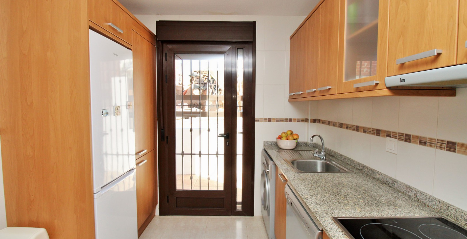 Resale - Villa - Villamartín - PAU 8