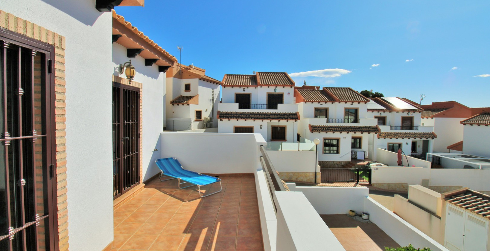 Resale - Villa - Villamartín - PAU 8