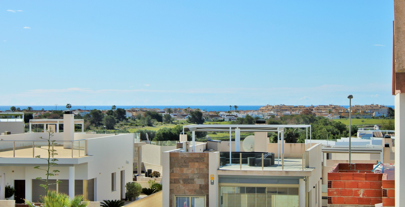 Resale - Villa - Villamartín - PAU 8