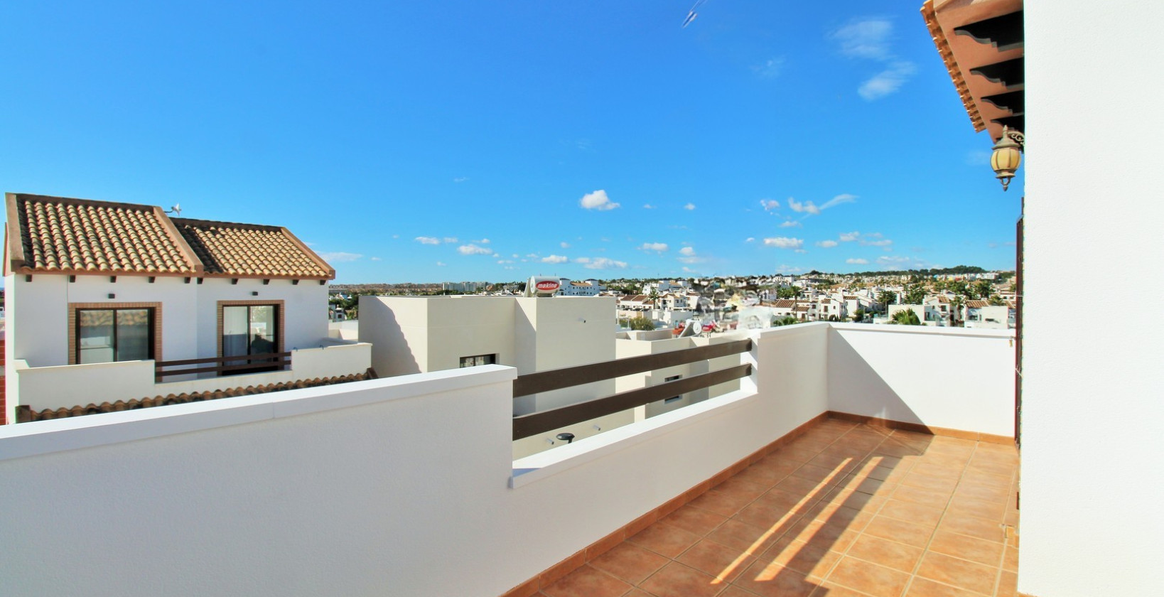 Resale - Villa - Villamartín - PAU 8