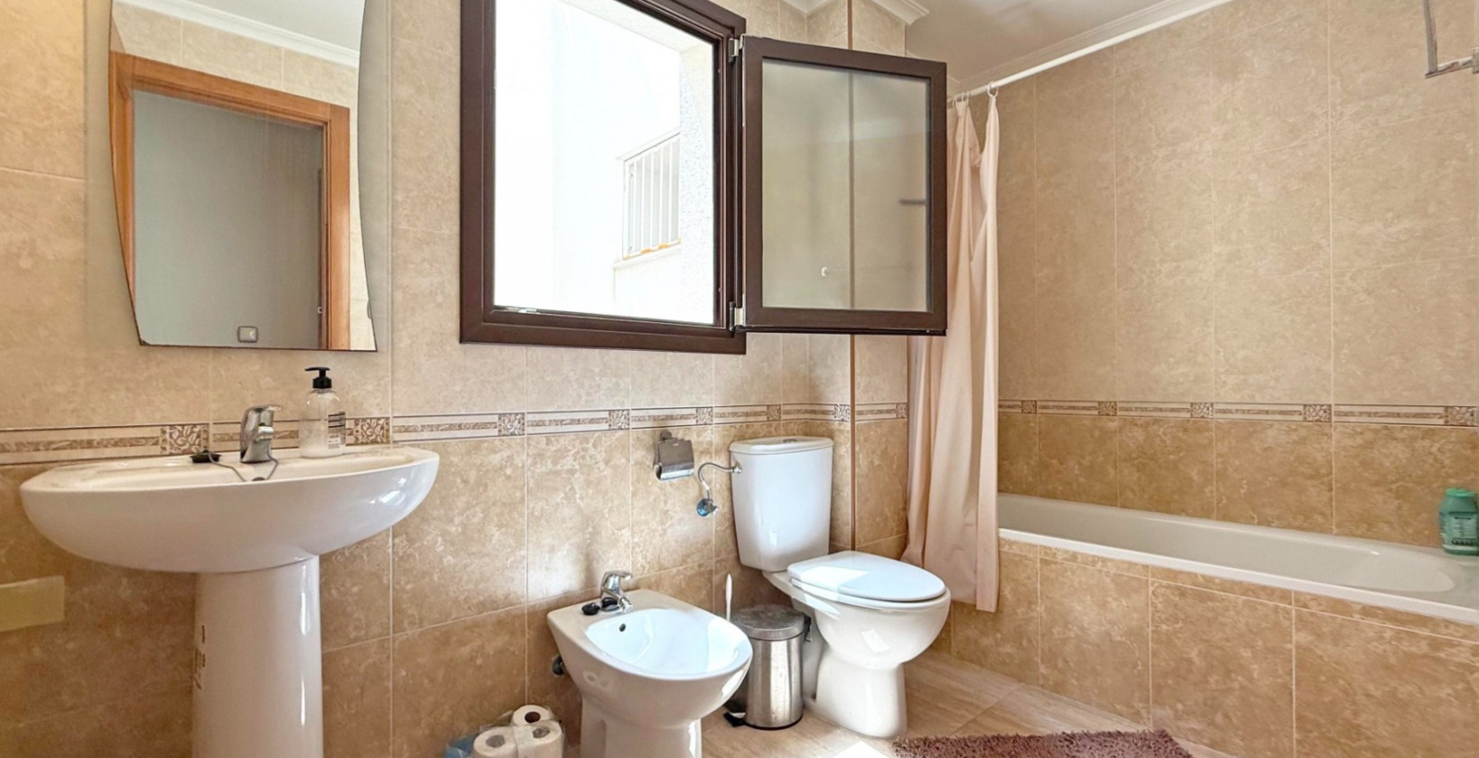 Resale - Apartment / flat - Torrevieja