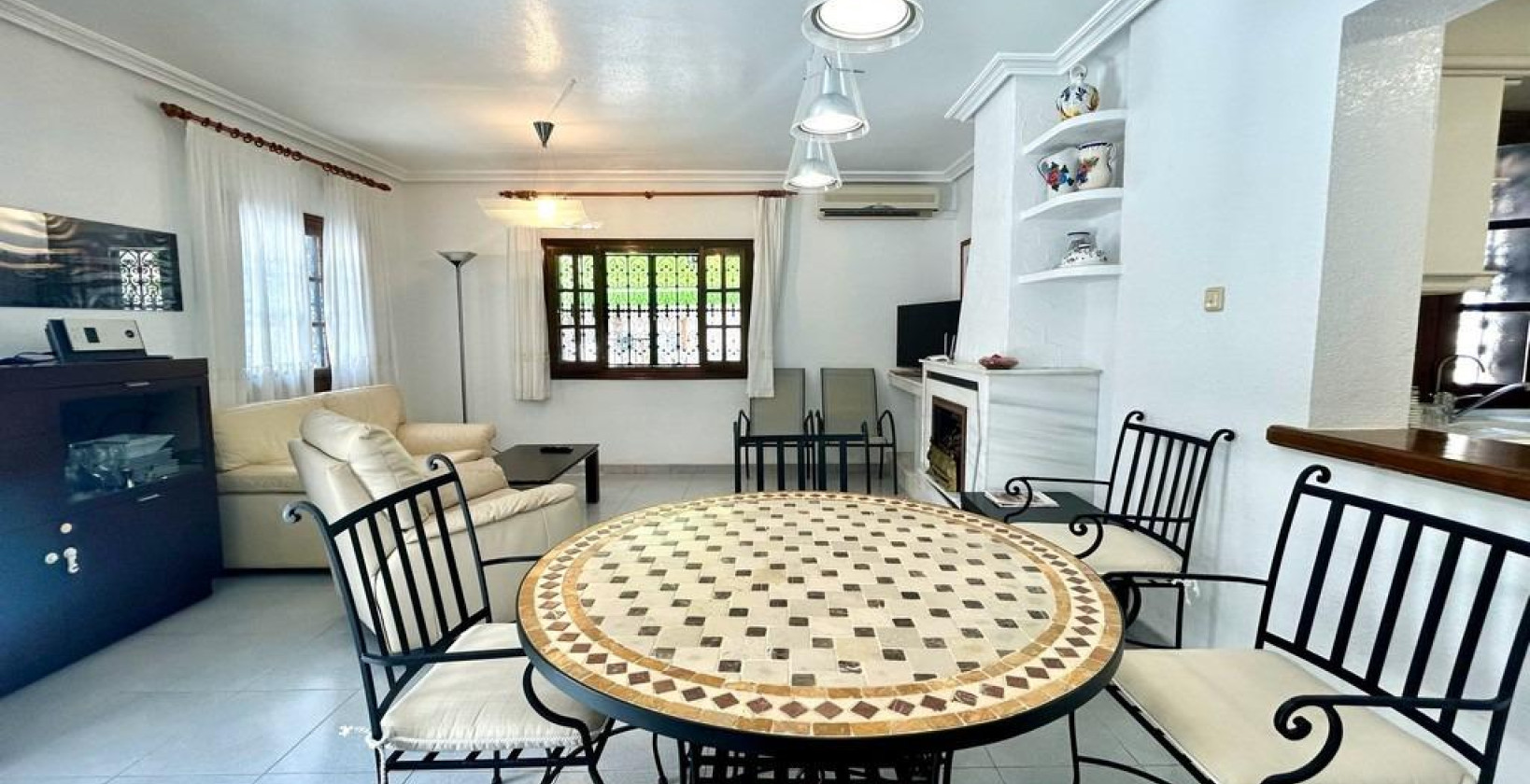 Resale - Villa - Orihuela Costa - La Zenia