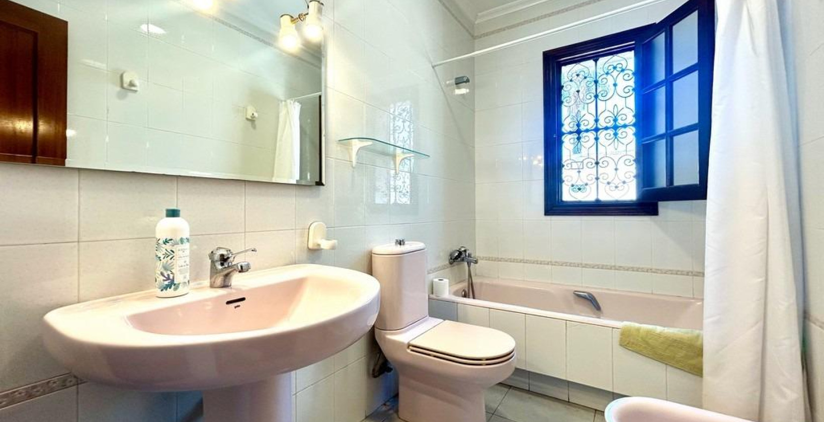 Resale - Villa - Orihuela Costa - La Zenia