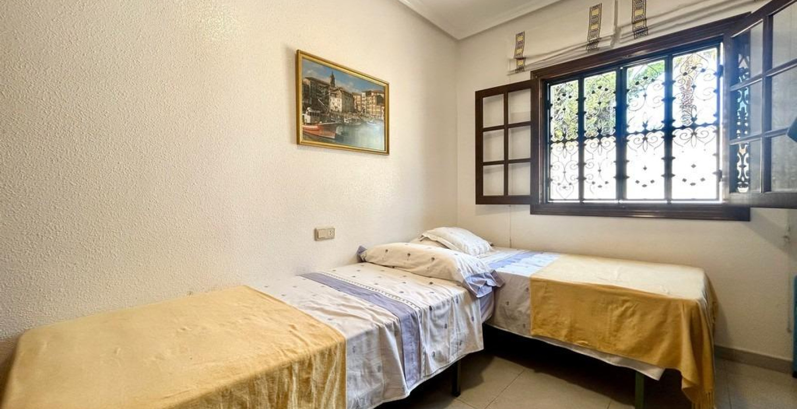 Resale - Villa - Orihuela Costa - La Zenia