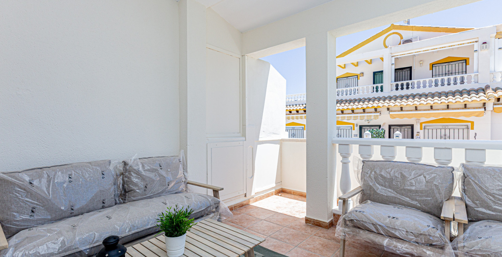 Resale - Townhouse - Los Altos