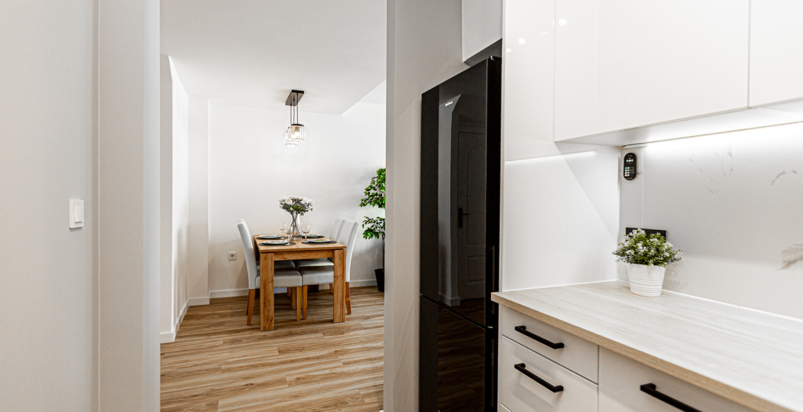 Resale - Townhouse - Los Altos