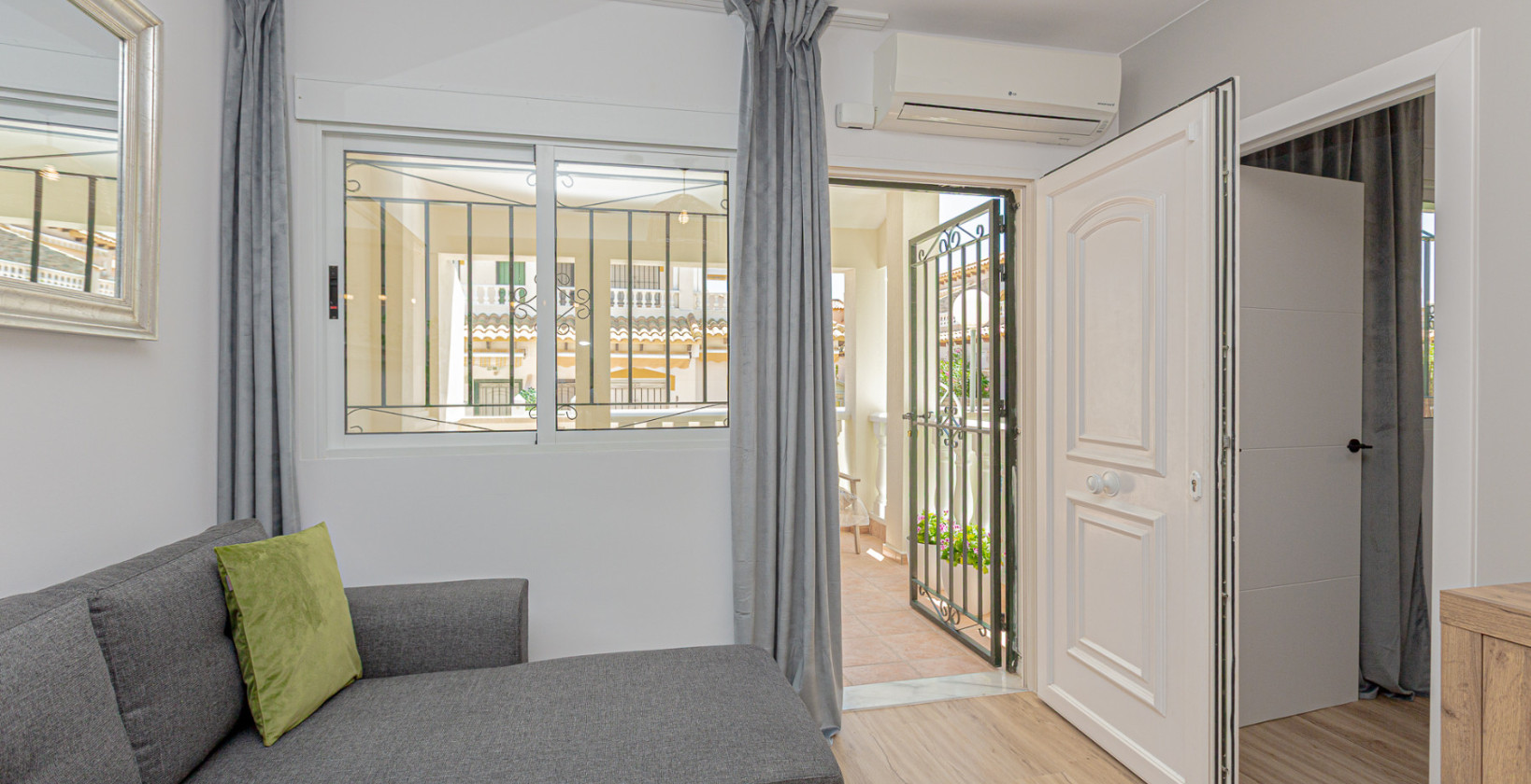 Resale - Townhouse - Los Altos