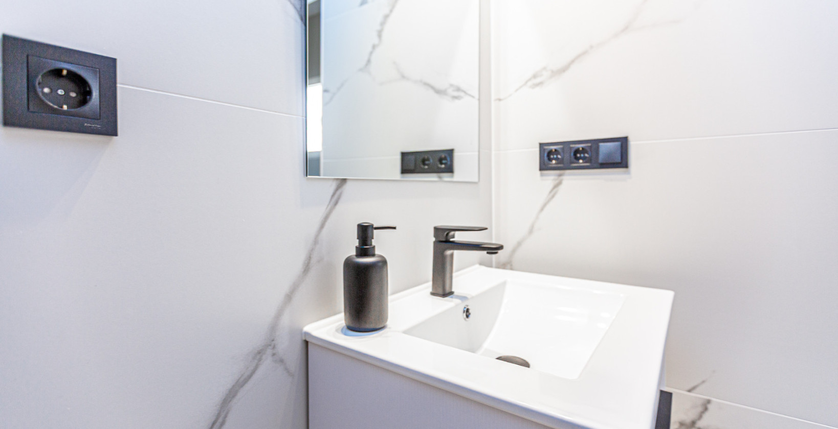 Resale - Townhouse - Los Altos