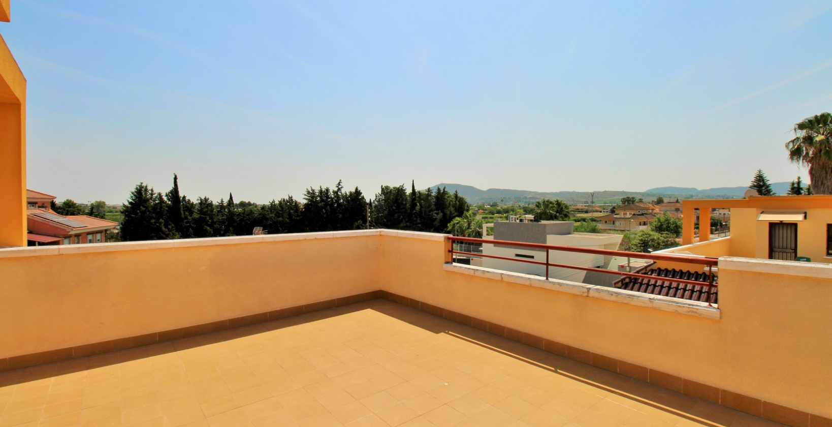 Bruktbolig - Rekkehus - Los Desamparados