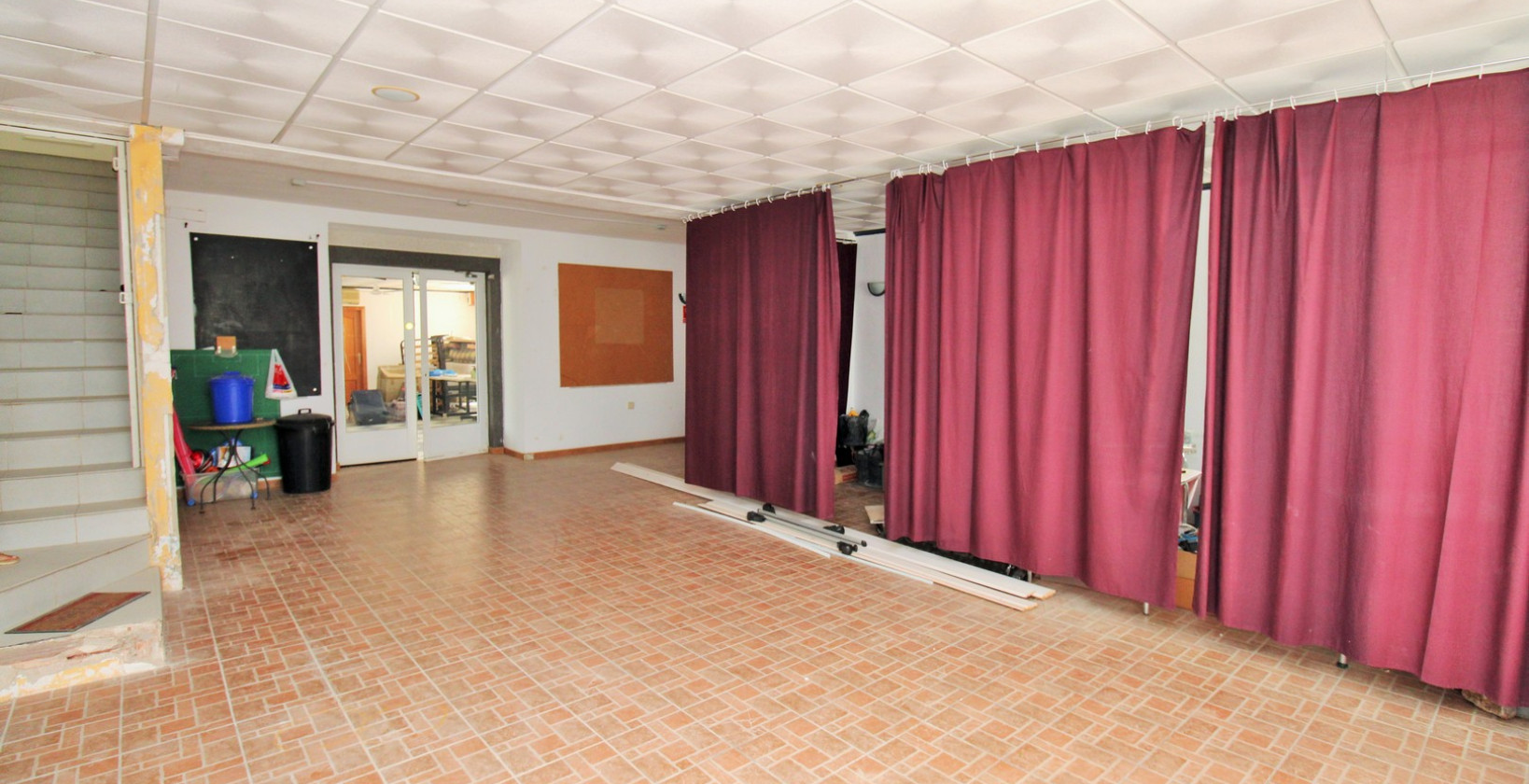 Bruktbolig - Kommersiell - Villamartín - Villamartin