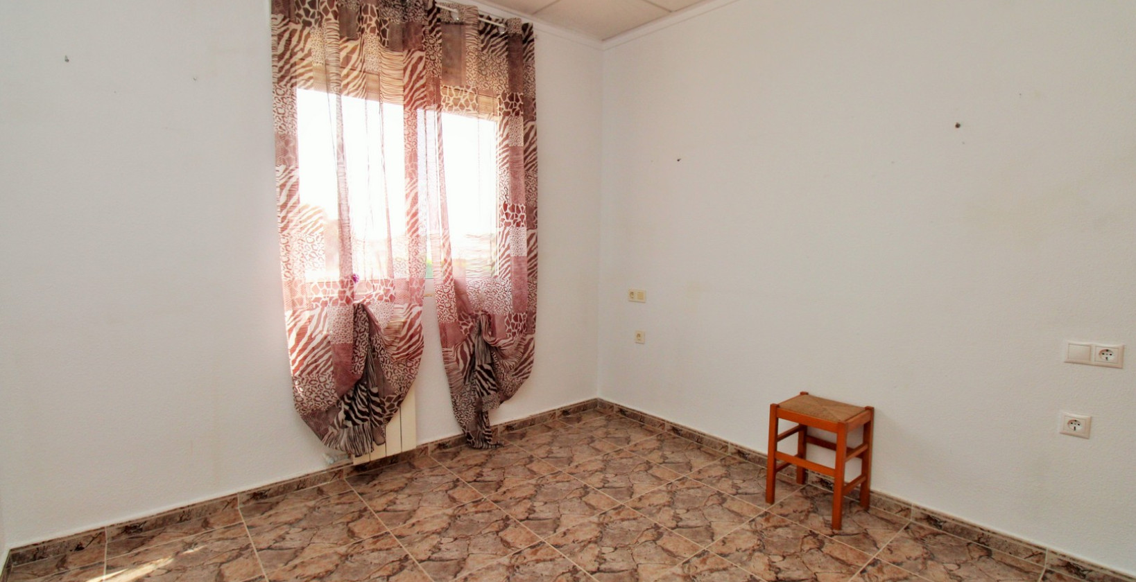 Bruktbolig - Kommersiell - Villamartín - Villamartin