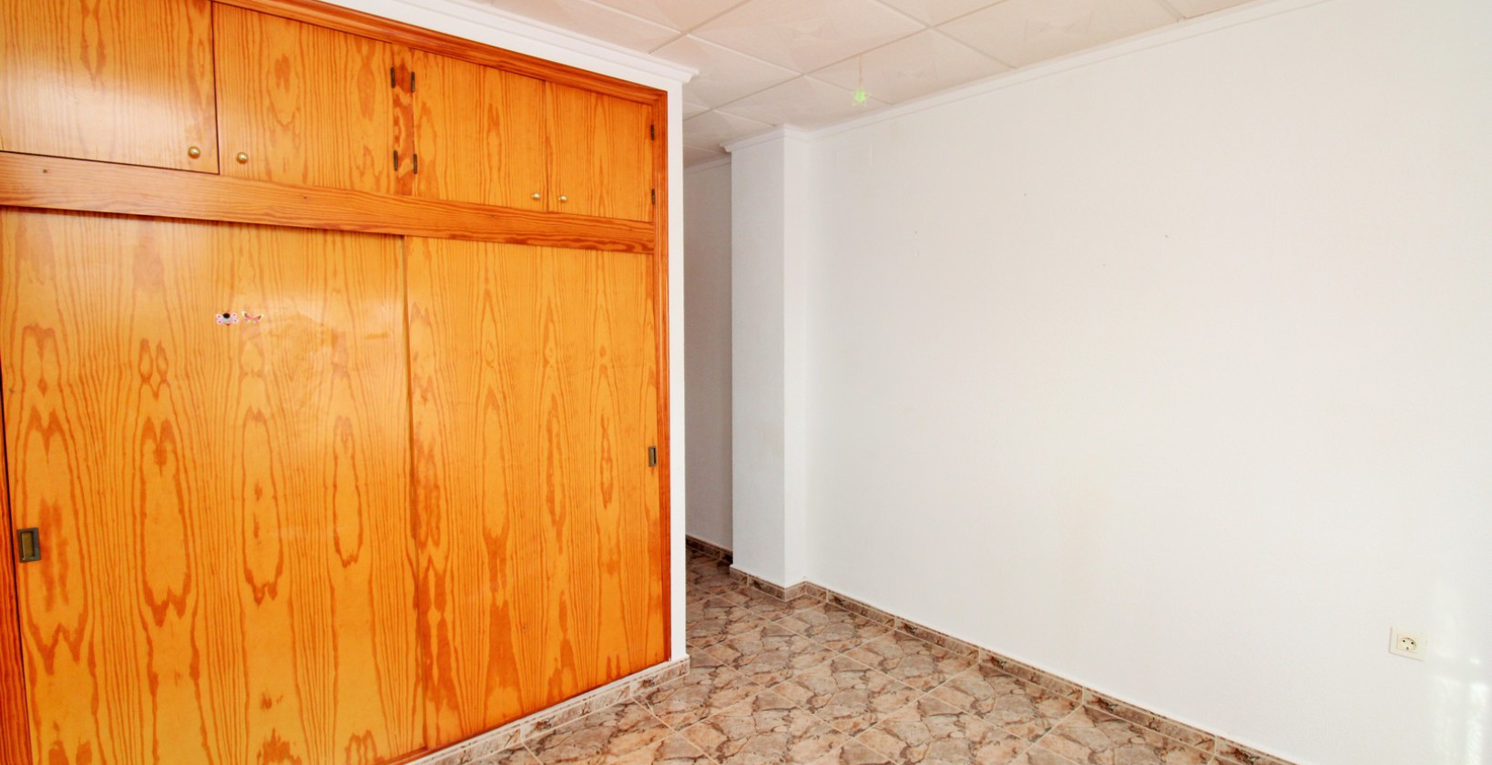 Bruktbolig - Kommersiell - Villamartín - Villamartin