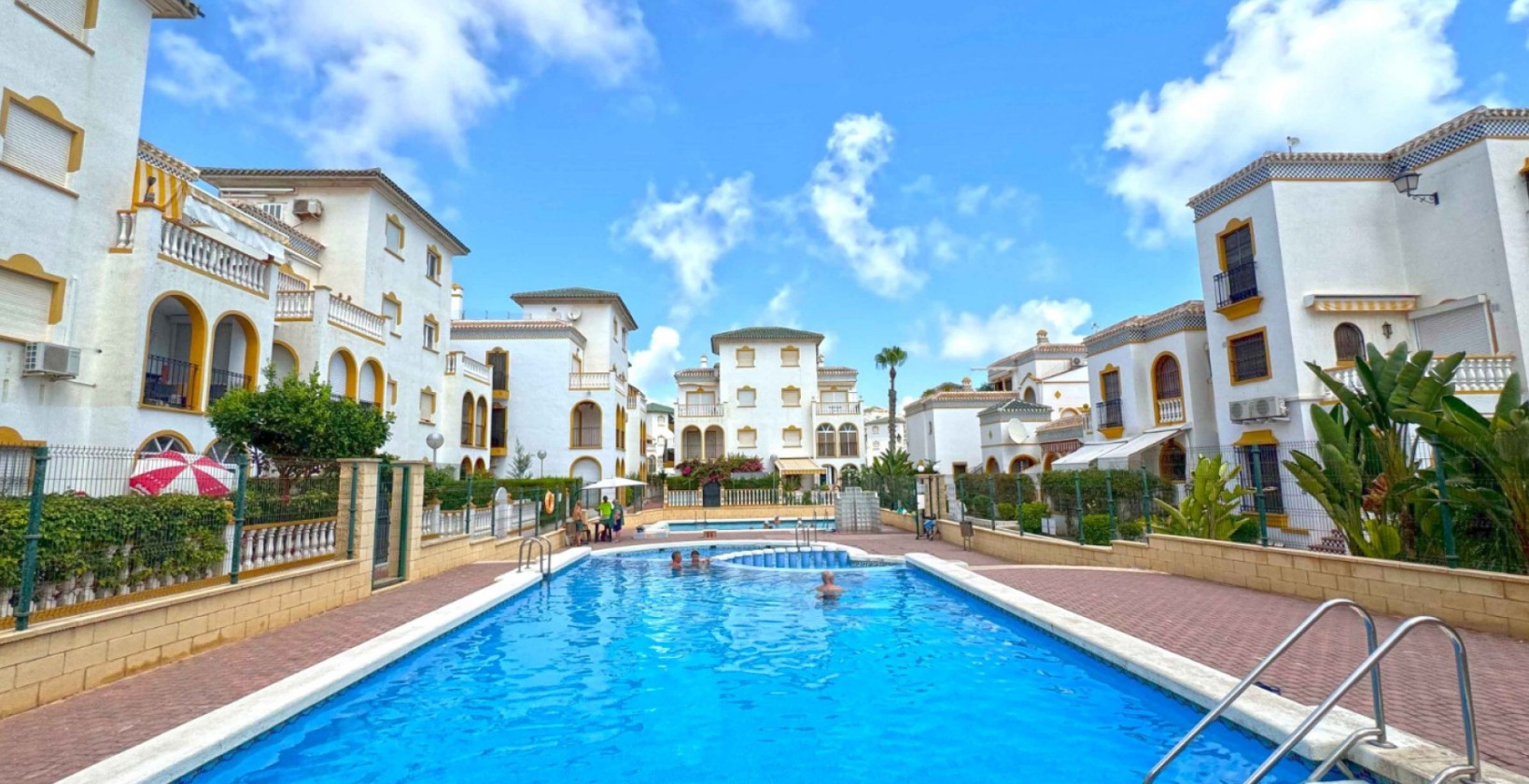 Resale - Duplex - Torrevieja - La Mata
