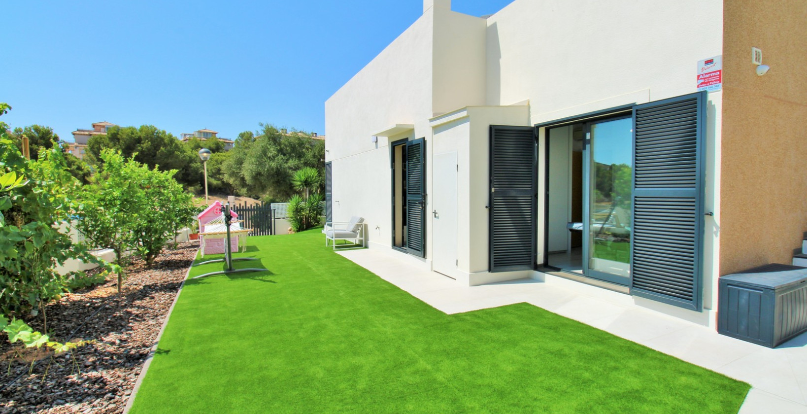 Återförsäljning - Villa - La Zenia