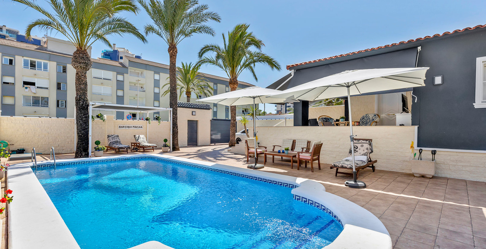 Resale - Villa - Torrevieja - Rocio del mar
