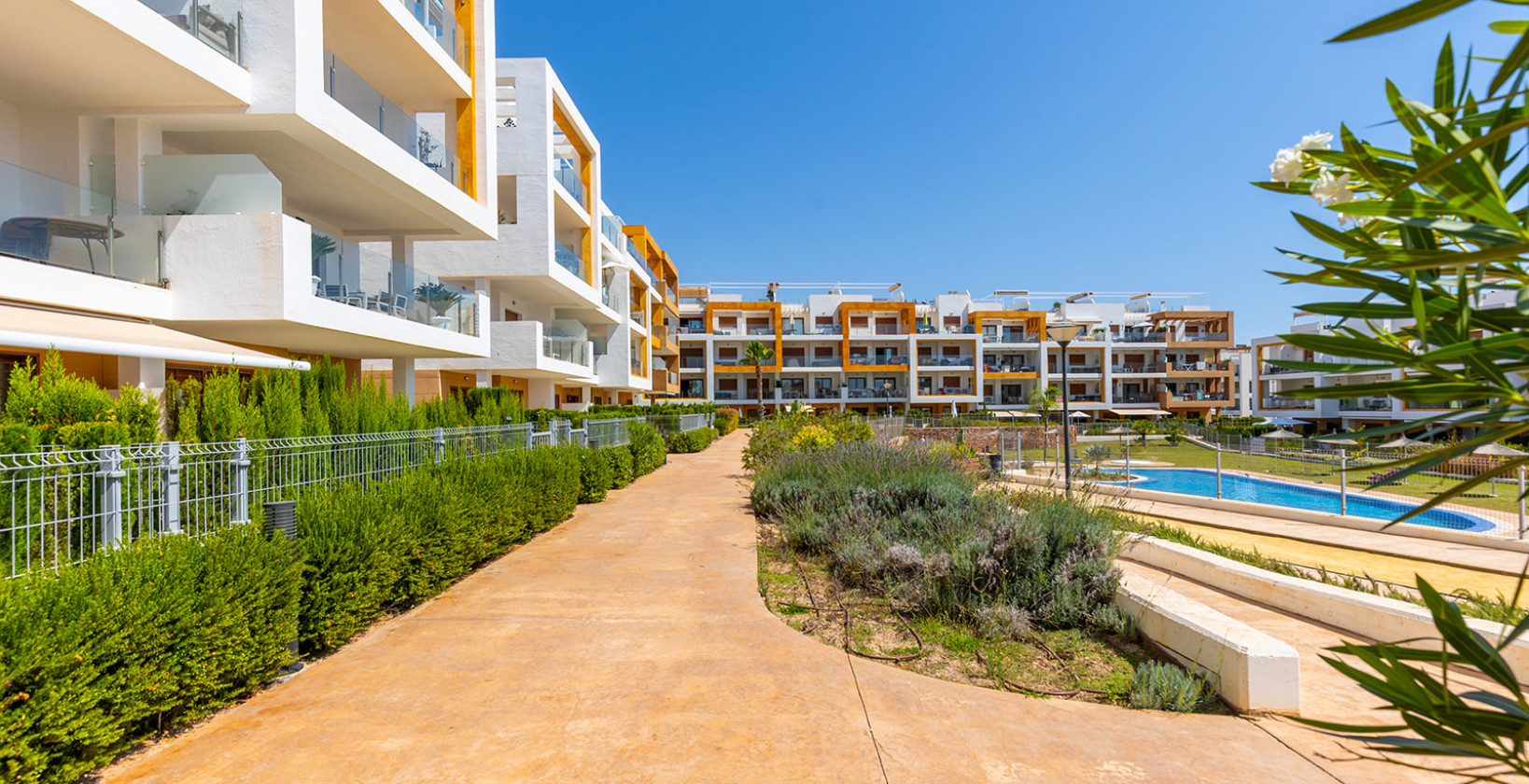 Resale - Apartment / flat - Orihuela Costa