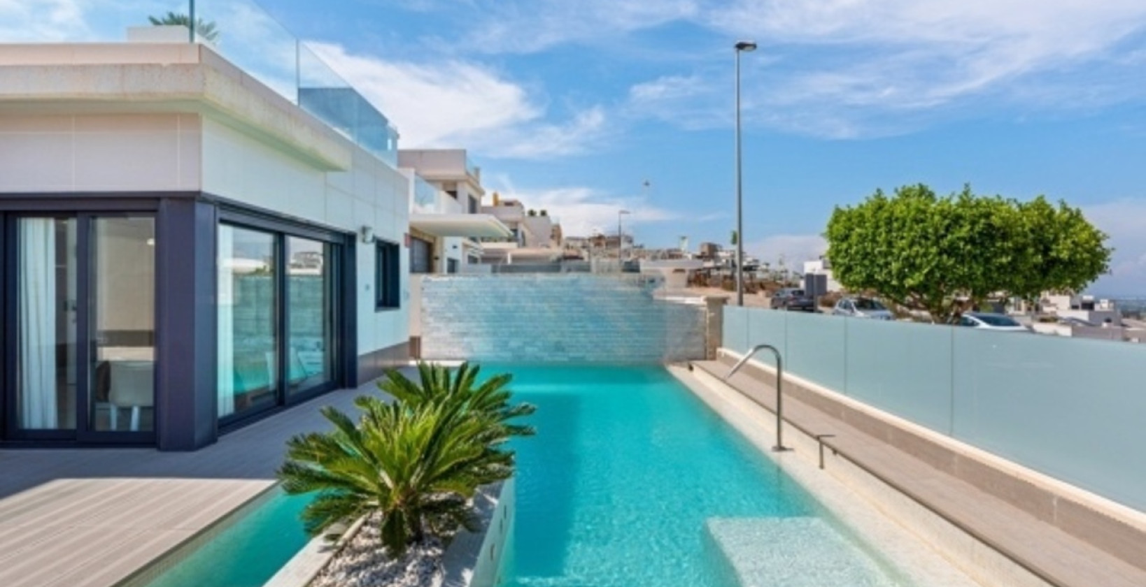 Återförsäljning - Villa - San Miguel de Salinas