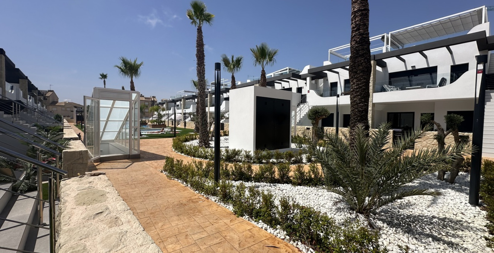 Resale - Apartment / flat - Torrevieja - Punta Prima