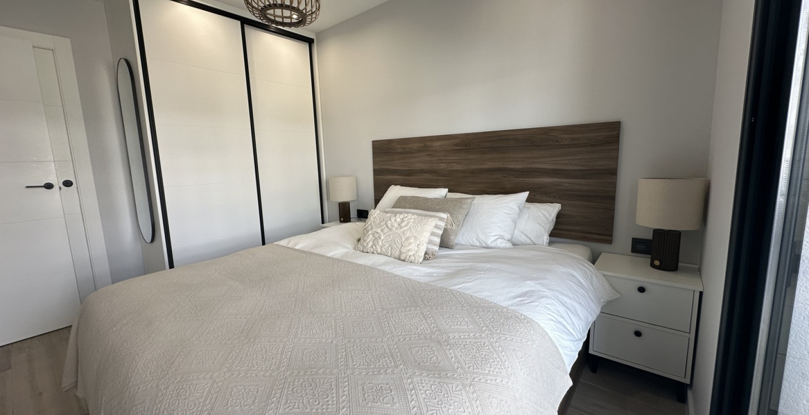 Resale - Apartment / flat - Torrevieja - Punta Prima